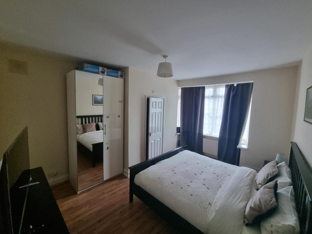 Guess Bungalow Wembley Daire Londra Dış mekan fotoğraf