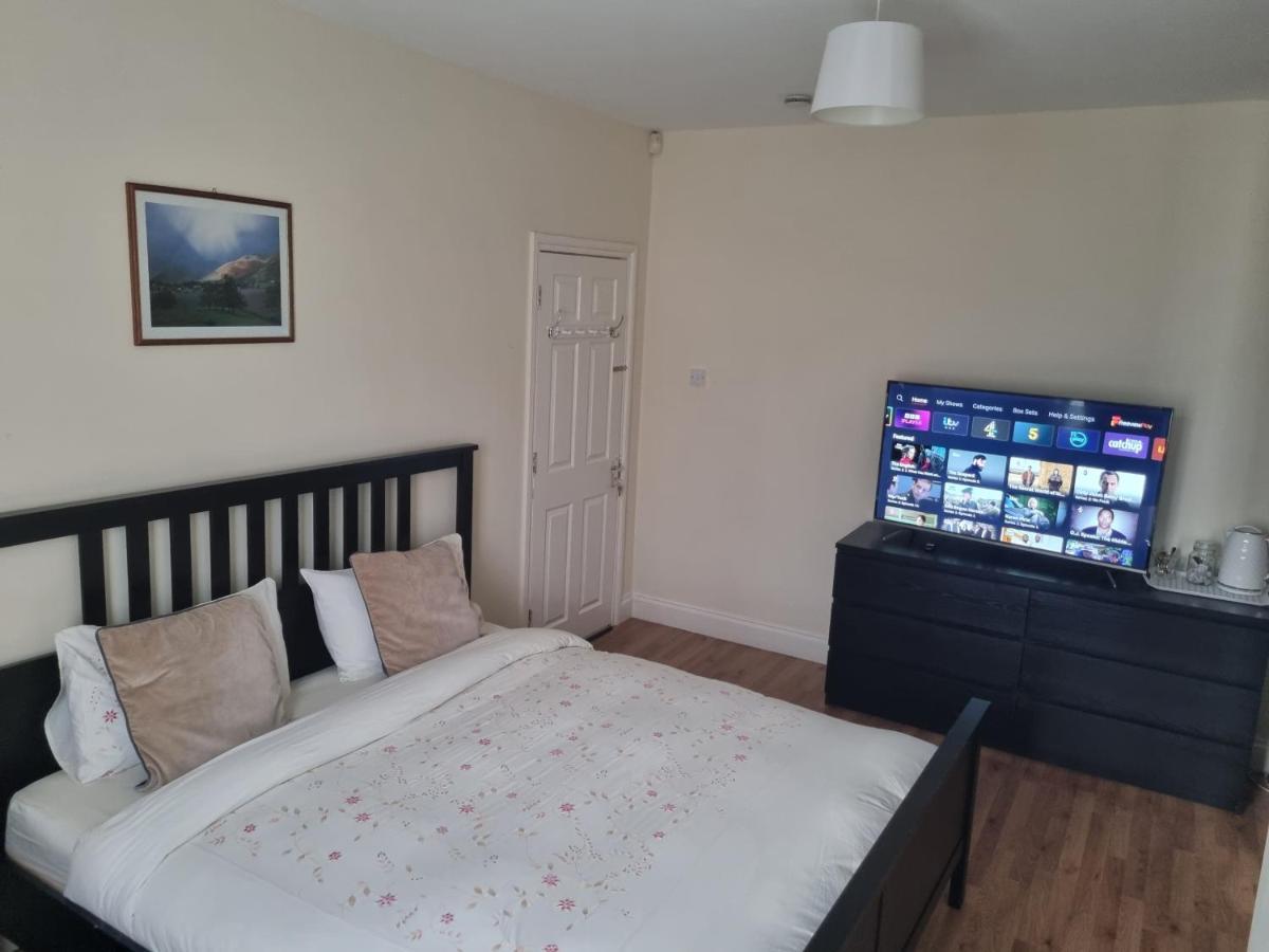 Guess Bungalow Wembley Daire Londra Dış mekan fotoğraf